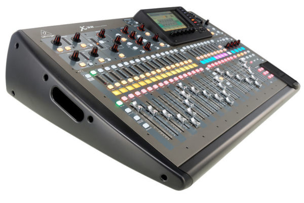 Behringer X-32 — изображение 3